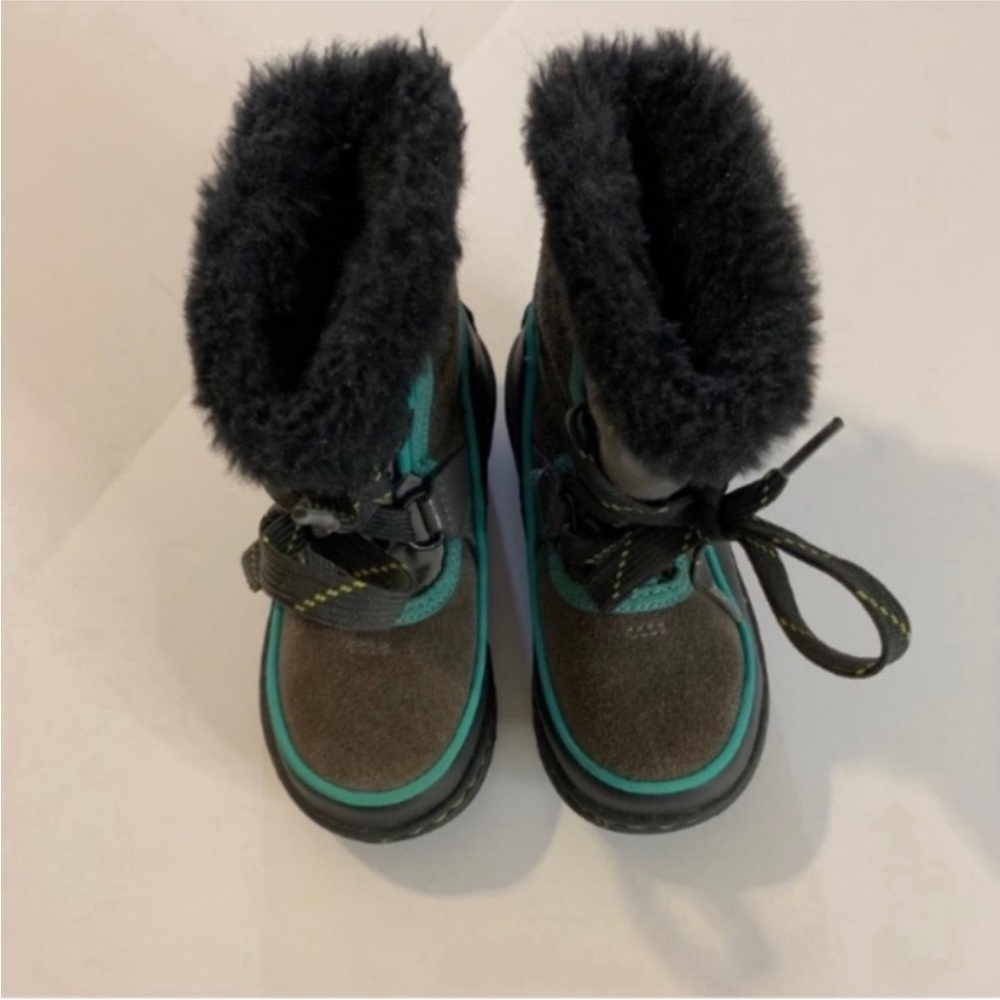 Sorel Tivoli Ill Boots - Picture 6 of 10
